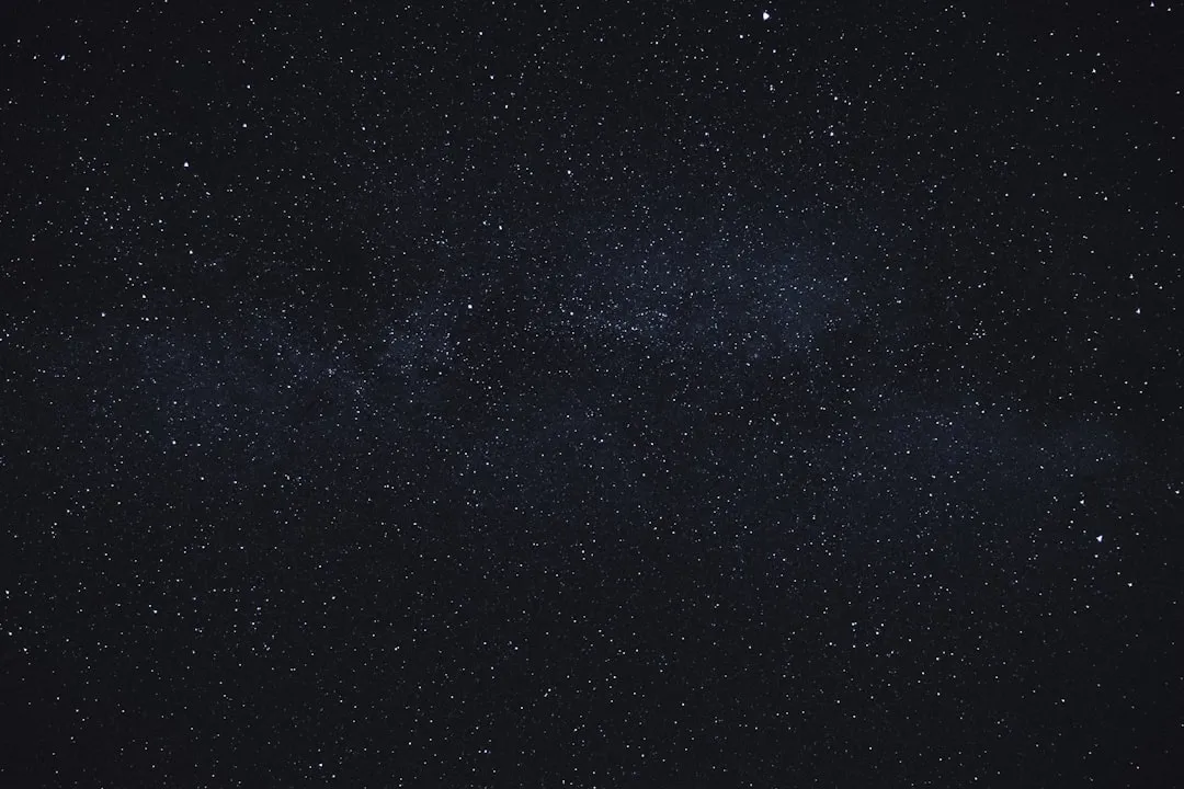 Langit malam berbintang, foto ilustrasi untuk halaman zodiak Aries
