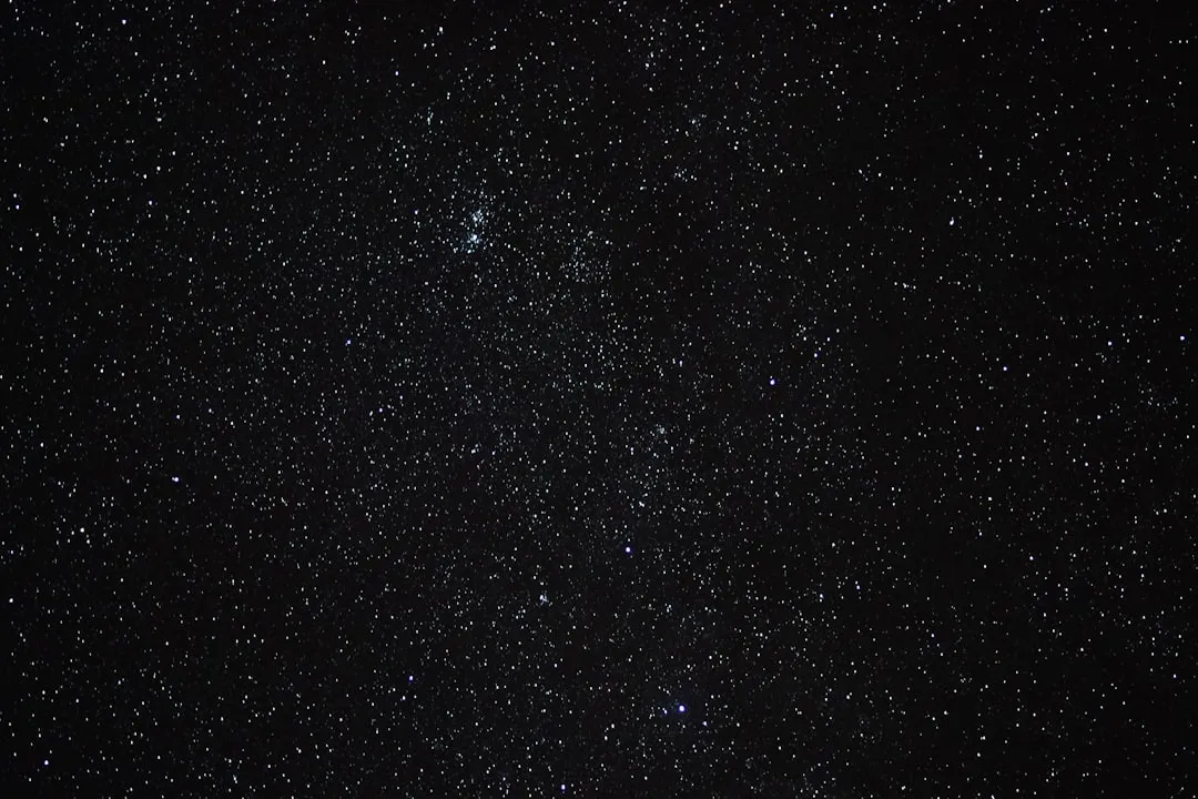 Langit malam berbintang, foto ilustrasi untuk halaman zodiak Cancer
