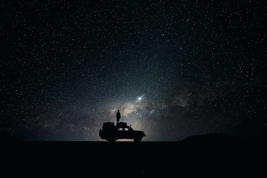Langit malam berbintang, foto ilustrasi untuk halaman zodiak Leo