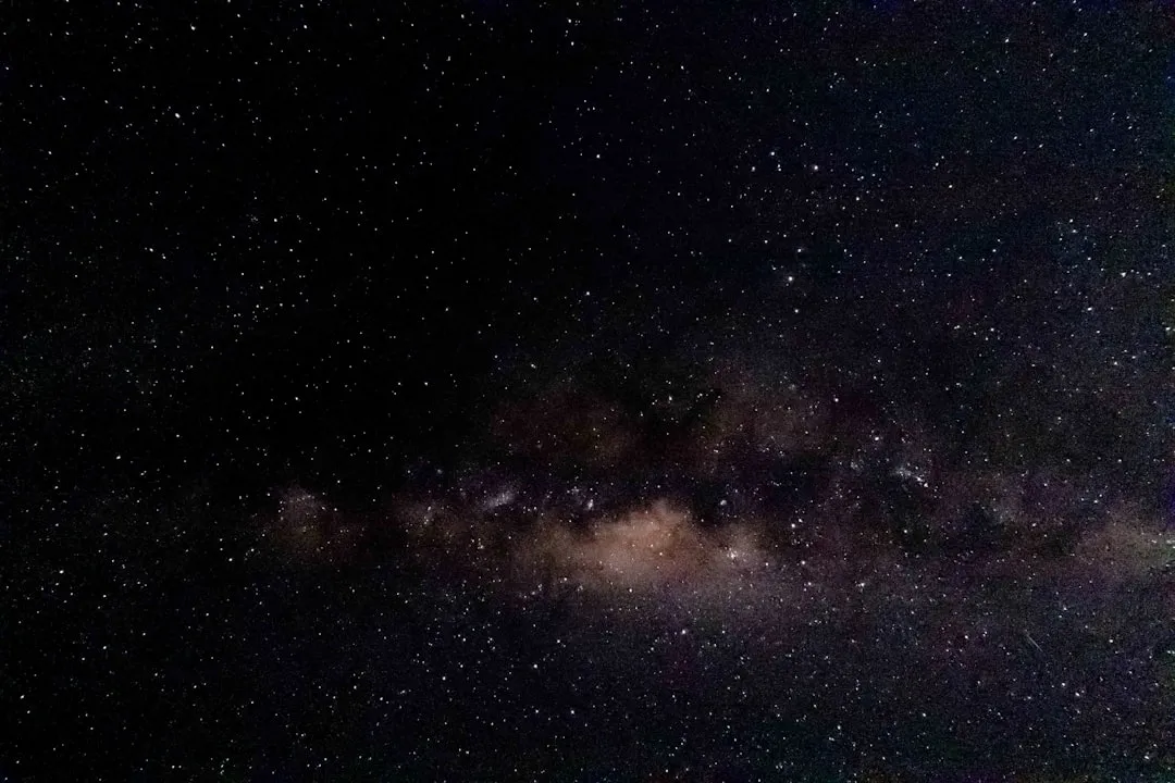 Langit malam berbintang, foto ilustrasi untuk halaman zodiak Pisces