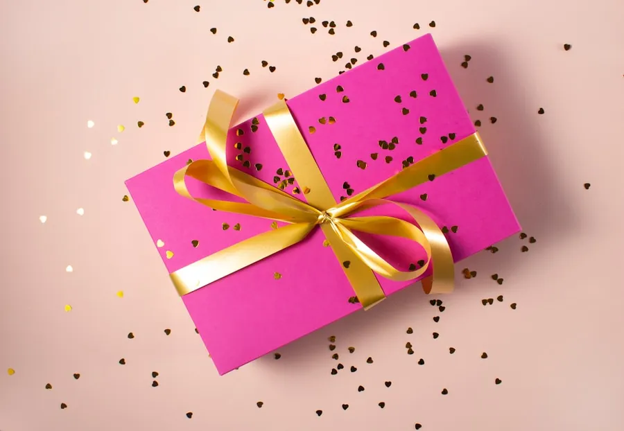 Ilustrasi mimpi hadiah kekasih — wrapped gift box